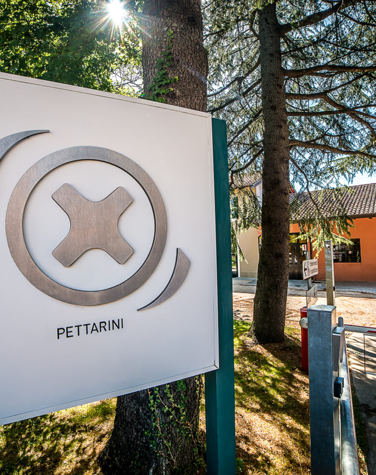 Pettarini azienda totem